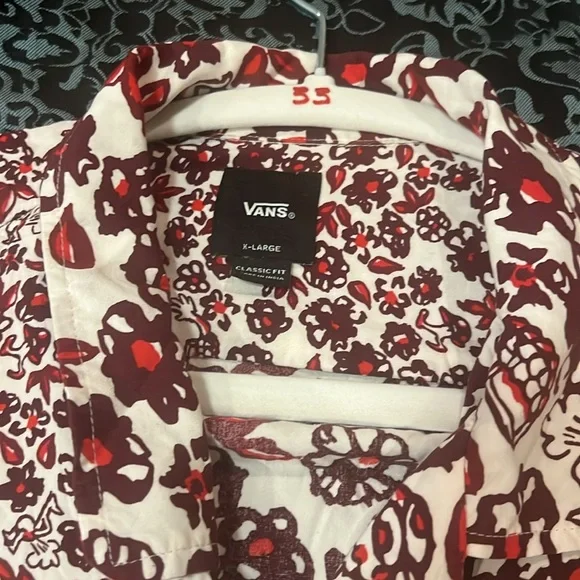 Vans Men's Red and White Split Floral Shirt, stylish, size XL - Picture 4 of 9